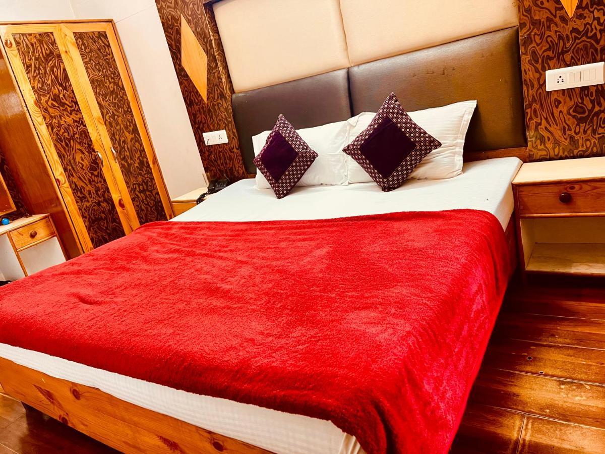 Hotel Solitaire Manali - A Few Steps From Mall Road Εξωτερικό φωτογραφία