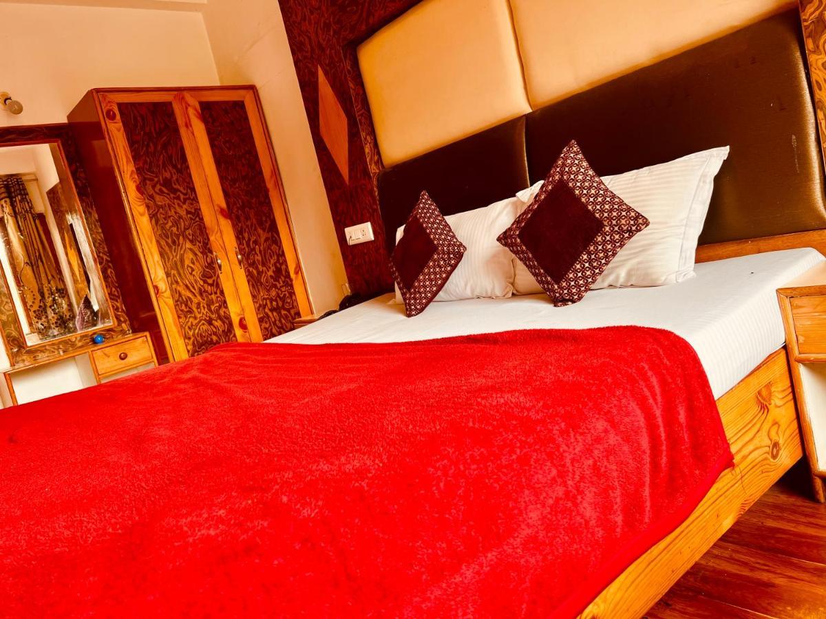 Hotel Solitaire Manali - A Few Steps From Mall Road Εξωτερικό φωτογραφία